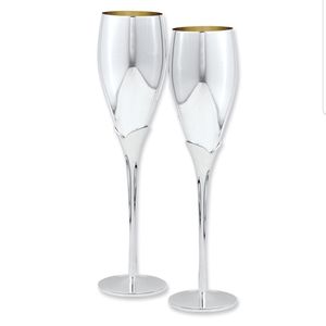 🛑SOLD🛑🥂Silver plated champagne flutes